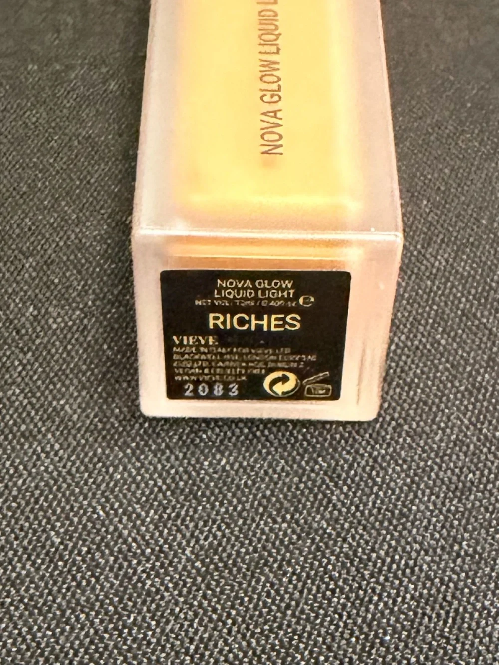 🌷 VIEVE Riches Nova Glow Liquid Light New FullSz